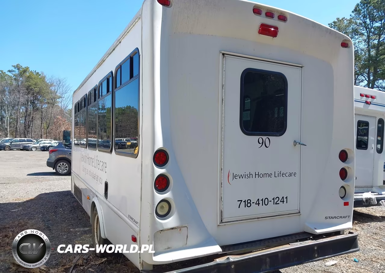 2011 Ford E-450 Cutaway VIN:1FDFE4FS4BDB10133 - 3