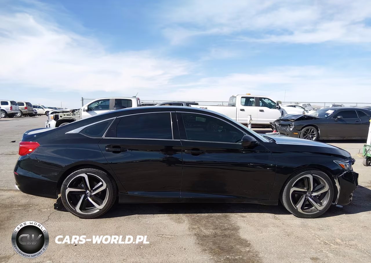 2018 Honda Accord Sport VIN:1HGCV1F37JA119988 - 13