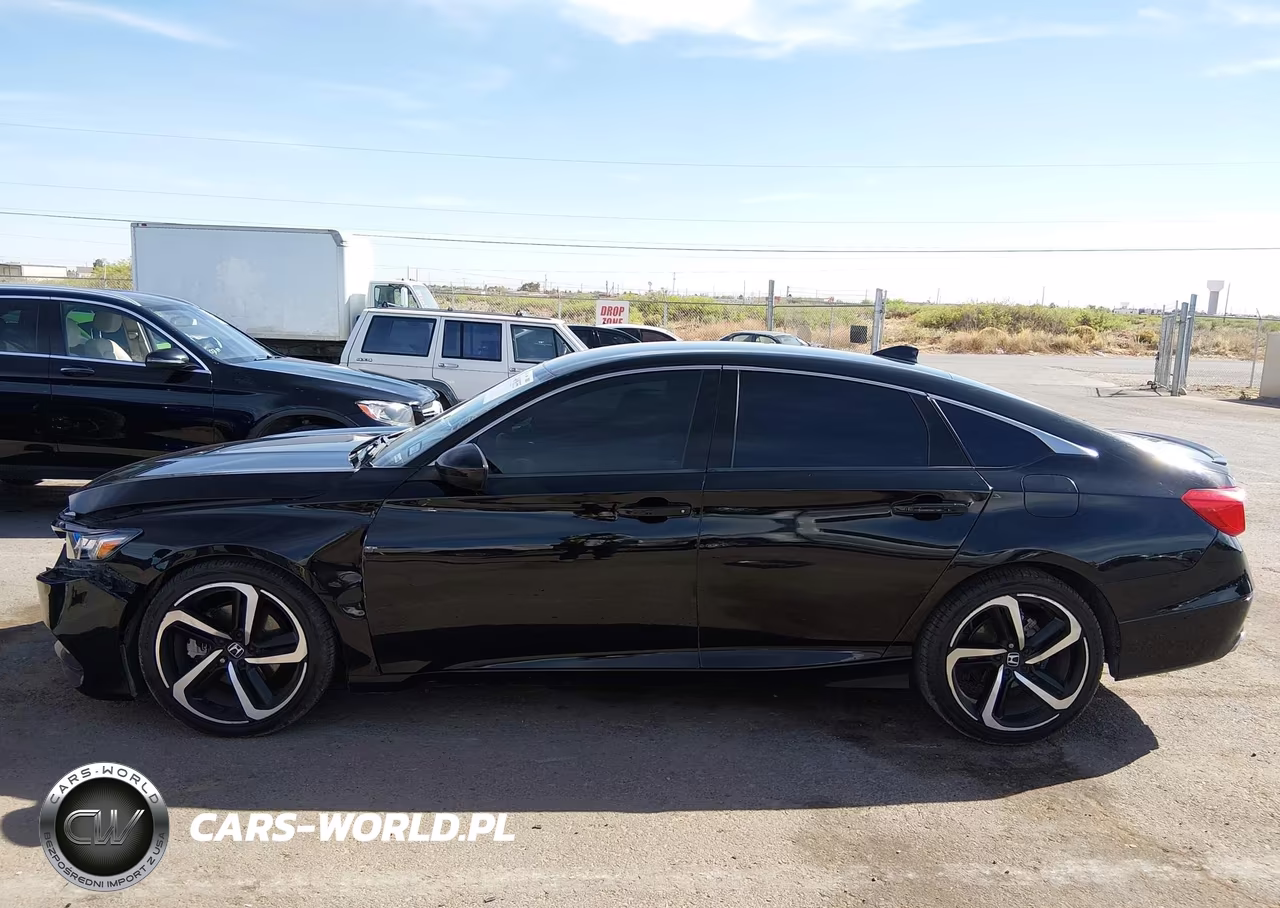 2018 Honda Accord Sport VIN:1HGCV1F37JA119988 - 14