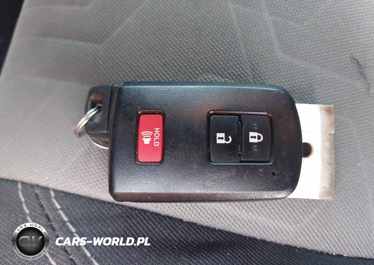 2022 Toyota Tacoma VIN:3TYCZ5ANXNT063870 - 11