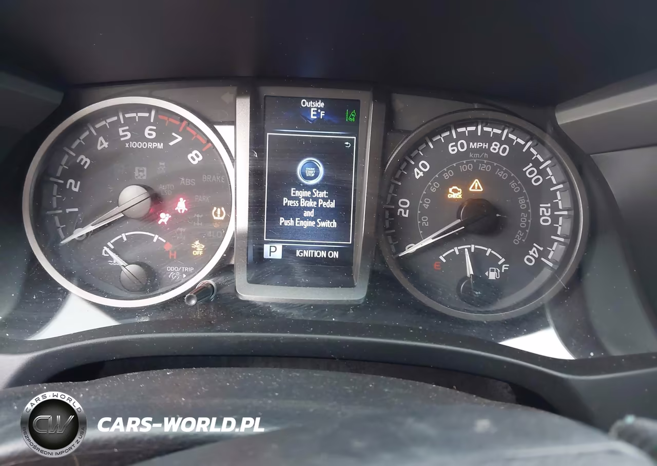 2022 Toyota Tacoma VIN:3TYCZ5ANXNT063870 - 7