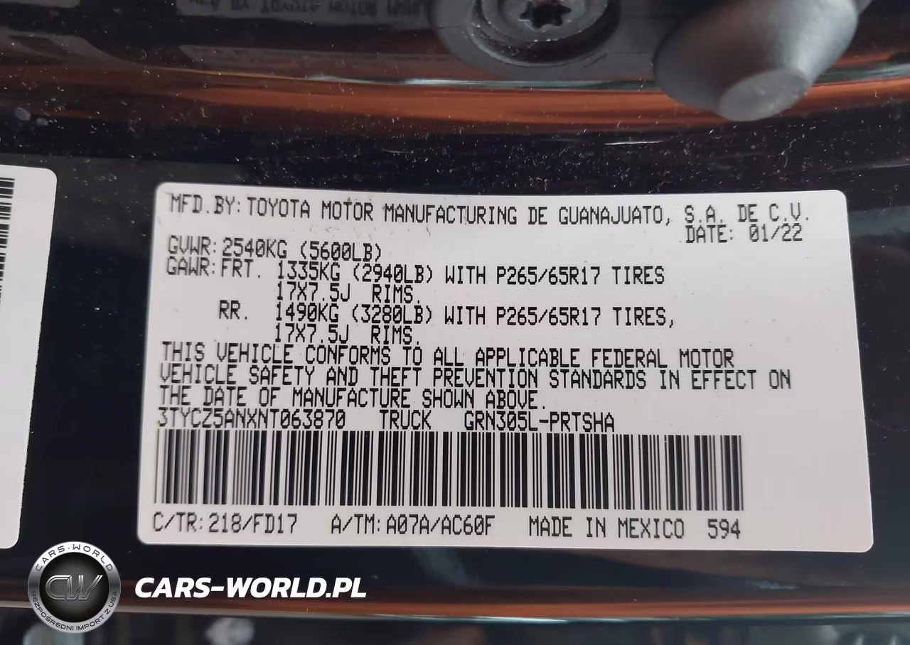2022 Toyota Tacoma VIN:3TYCZ5ANXNT063870 - 9
