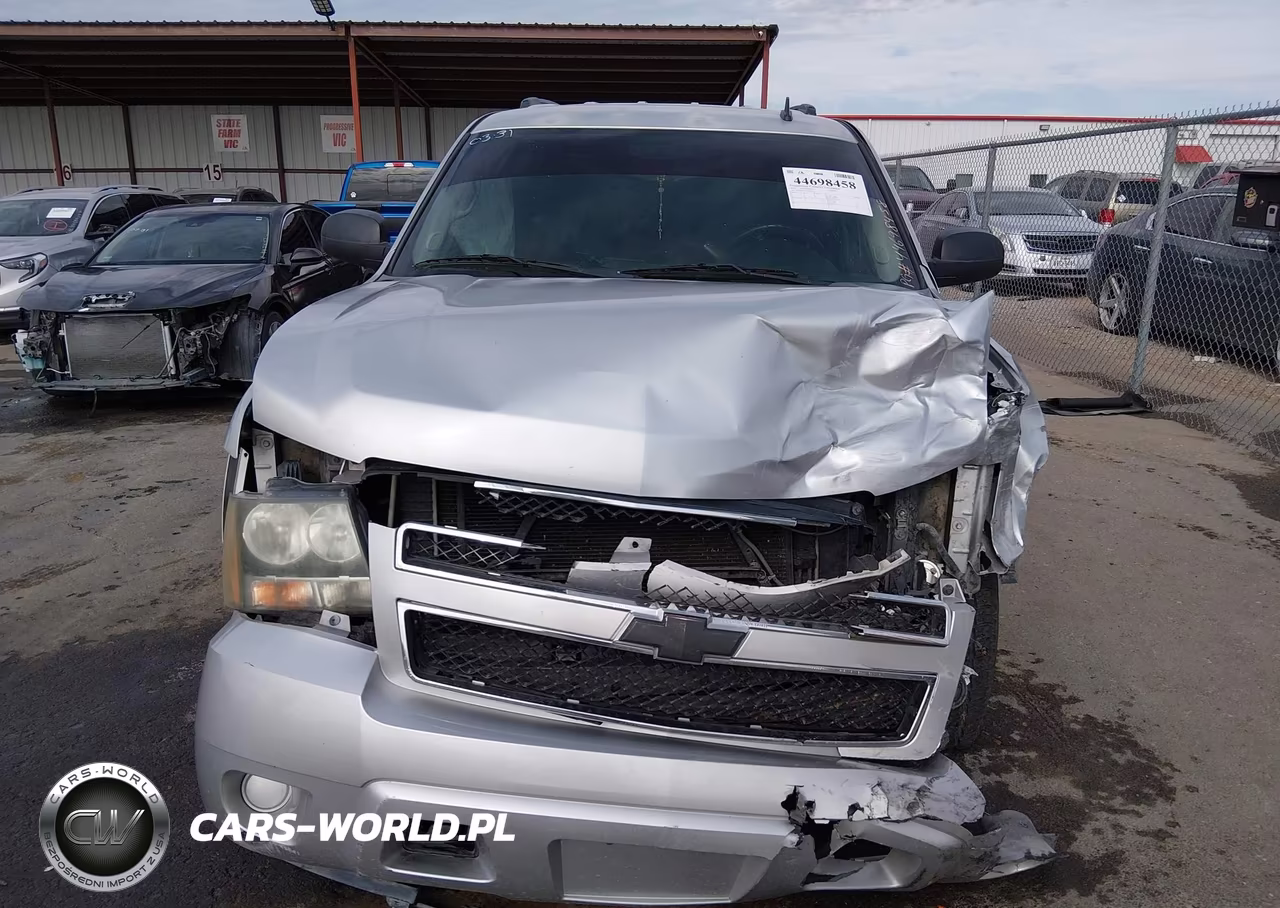 2010 Chevrolet Tahoe Ls VIN:1GNMCAE35AR166312 - 12