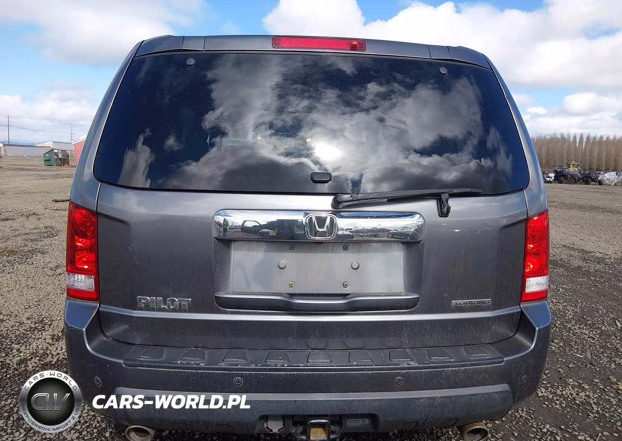 2011 Honda Pilot Touring VIN:5FNYF3H97BB055183 - 15