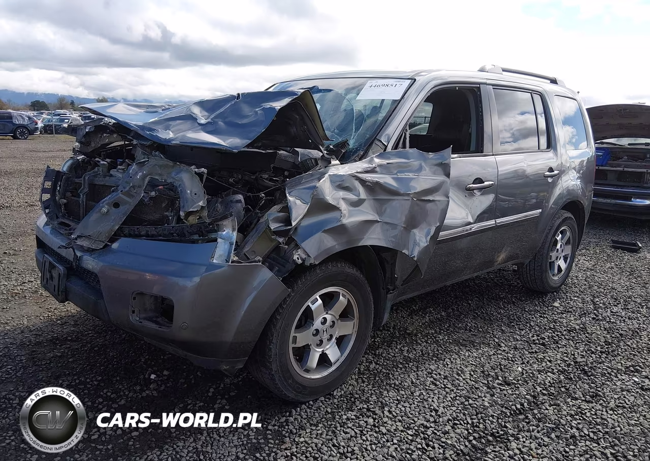 2011 Honda Pilot Touring VIN:5FNYF3H97BB055183 - 2