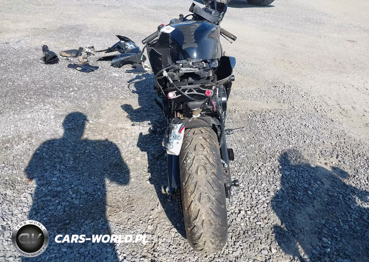 2020 Suzuki Gsx-R600 VIN:JS1GN7FA8L7100250 - 6