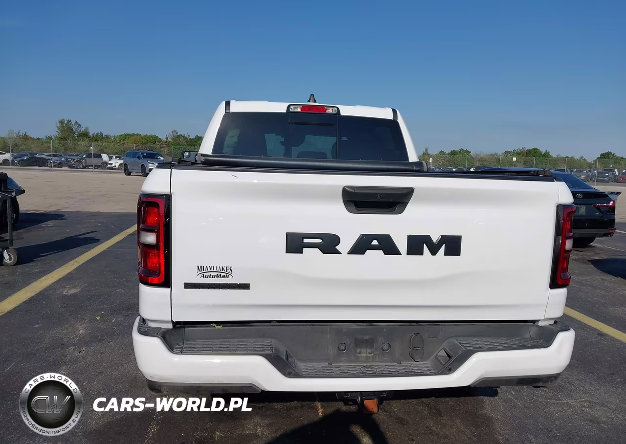 2025 Ram 1500 Big Horn 4X2 5'7 Box VIN:1C6RREFG3SN570196 - 16