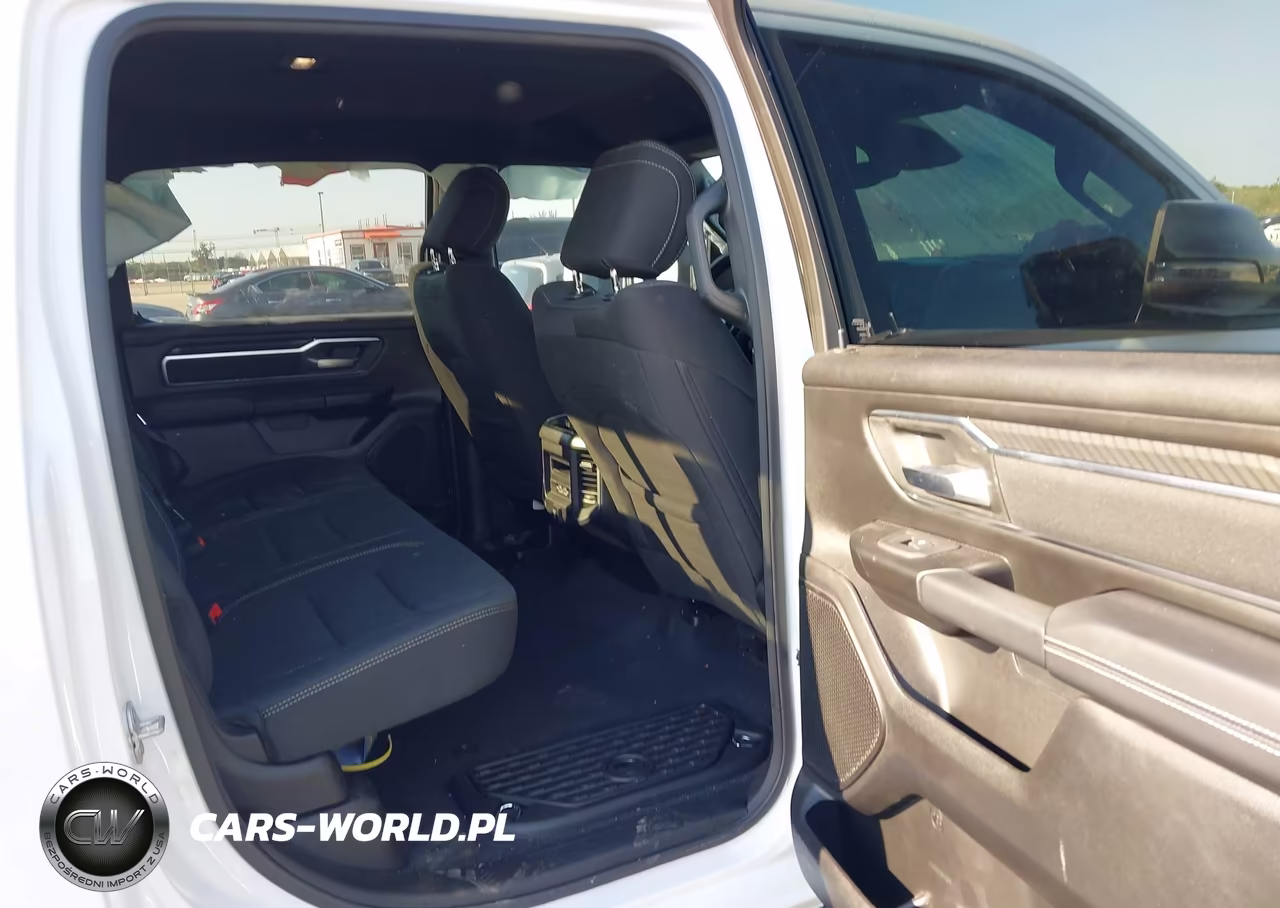 2025 Ram 1500 Big Horn 4X2 5'7 Box VIN:1C6RREFG3SN570196 - 8