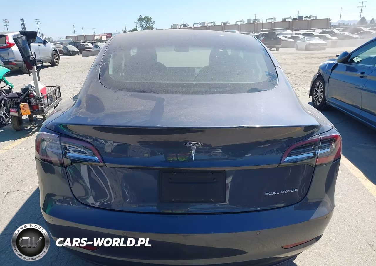2022 Tesla Model 3 Long Range Dual Motor All-Wheel Drive VIN:5YJ3E1EB0NF256761 - 17