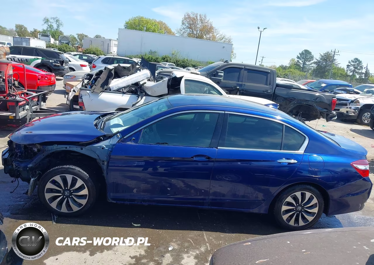 2017 Honda Accord Hybrid VIN:JHMCR6F37HC012615 - 15