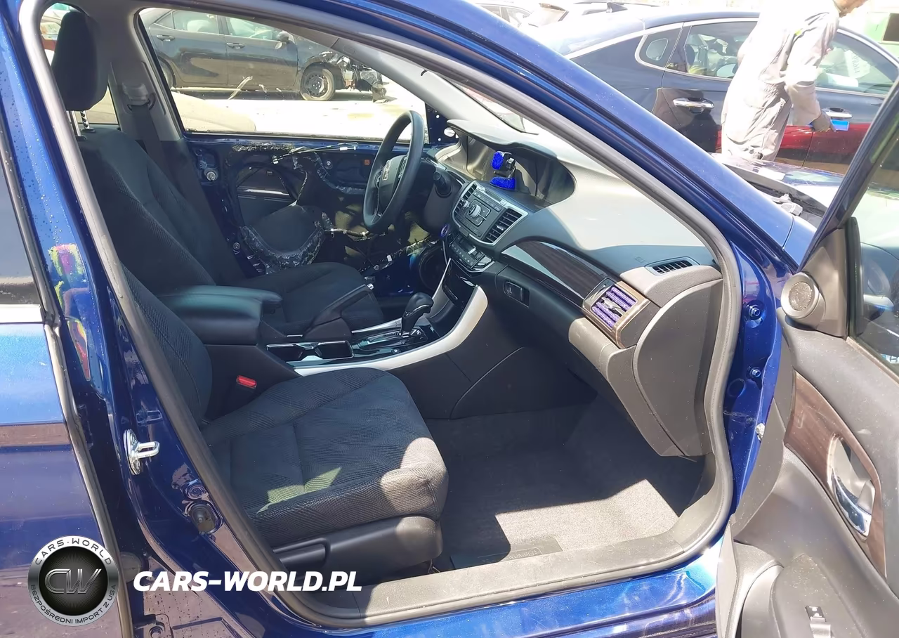 2017 Honda Accord Hybrid VIN:JHMCR6F37HC012615 - 5