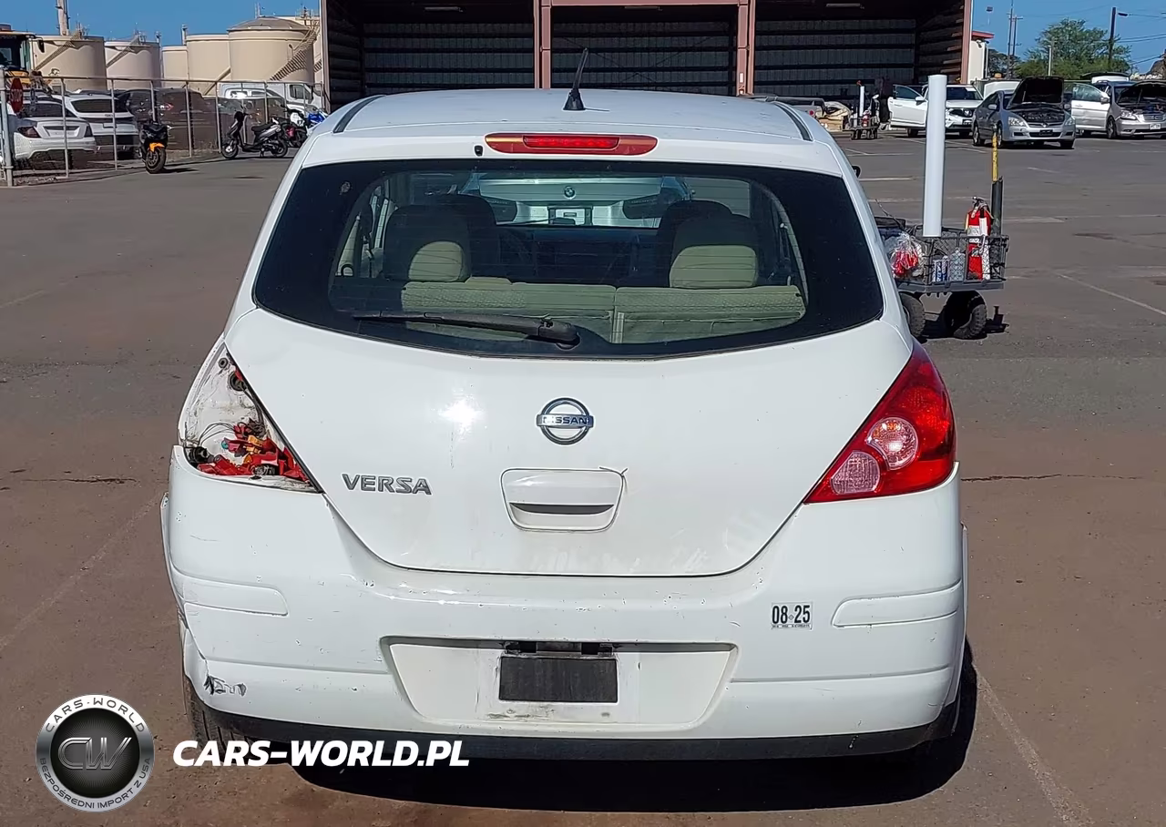 2011 Nissan Versa 1.8S VIN:3N1BC1CP8BL451815 - 16
