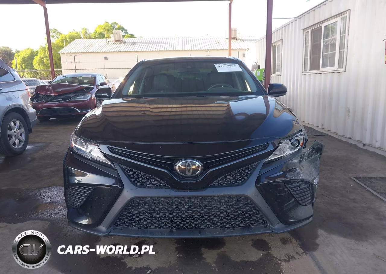 2018 Toyota Camry Se VIN:JTNB11HK1J3058096 - 12