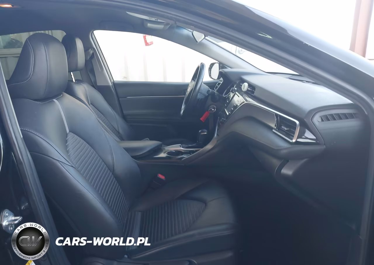 2018 Toyota Camry Se VIN:JTNB11HK1J3058096 - 5