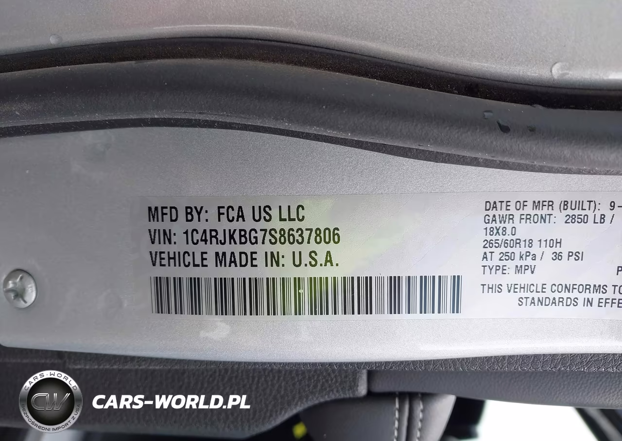 2025 Jeep Grand Cherokee L Limited 4X4 VIN:1C4RJKBG7S8637806 - 9