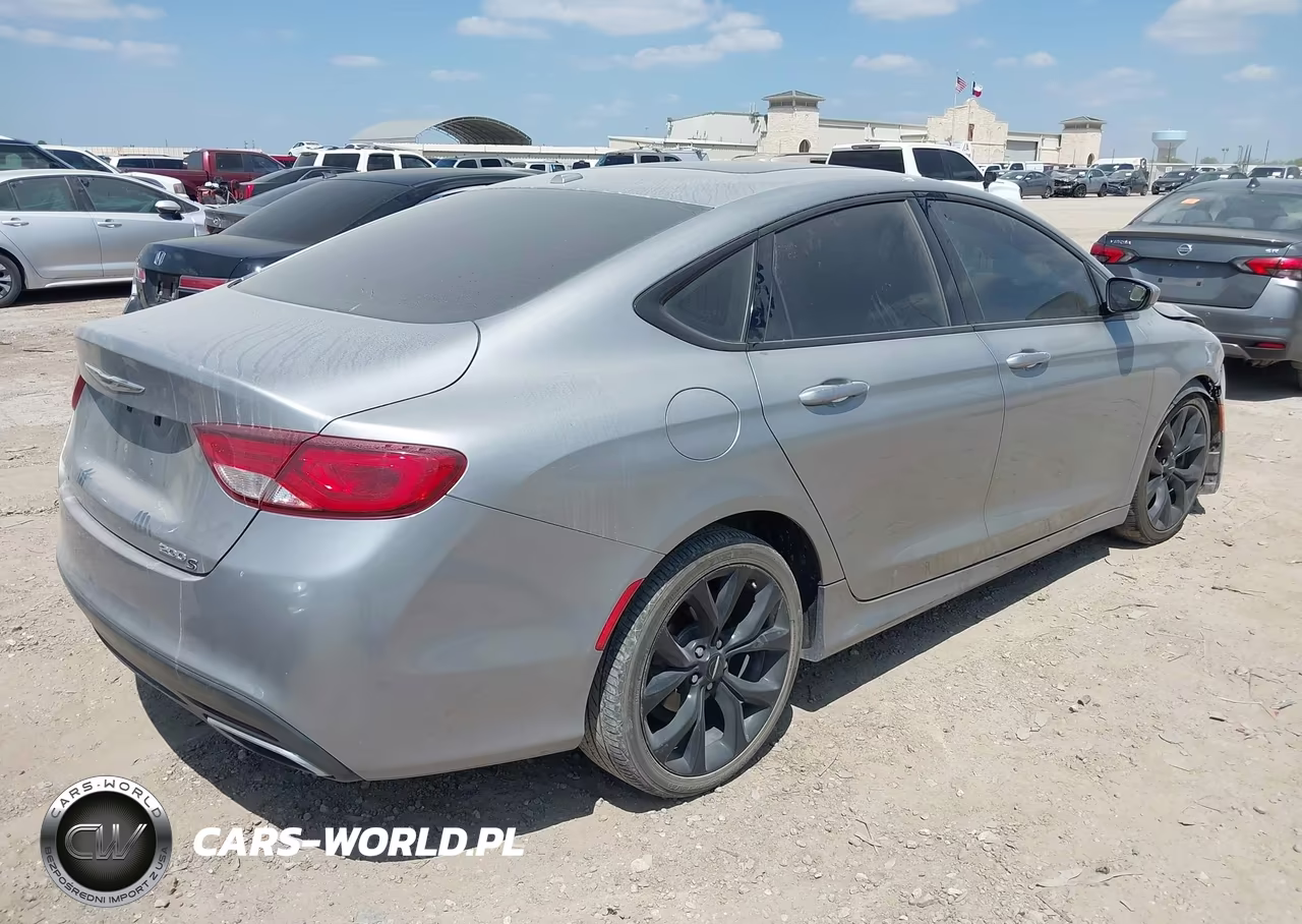 2015 Chrysler 200 S VIN:1C3CCCBG1FN691006 - 4