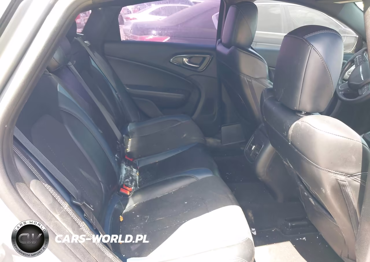 2015 Chrysler 200 S VIN:1C3CCCBG1FN691006 - 8