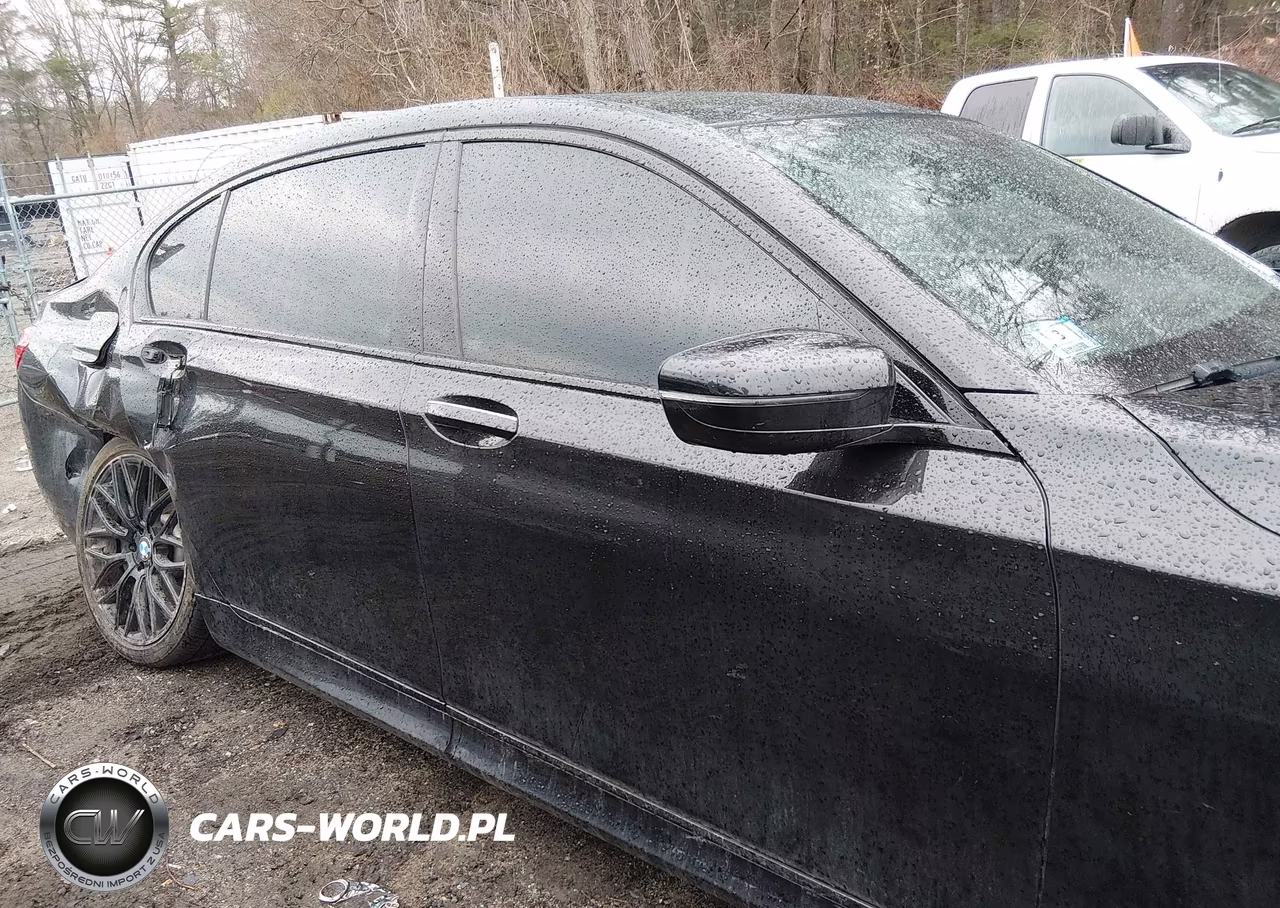 2018 BMW Alpina B7 xDrive VIN:WBA7F2C50JG424901 - 11