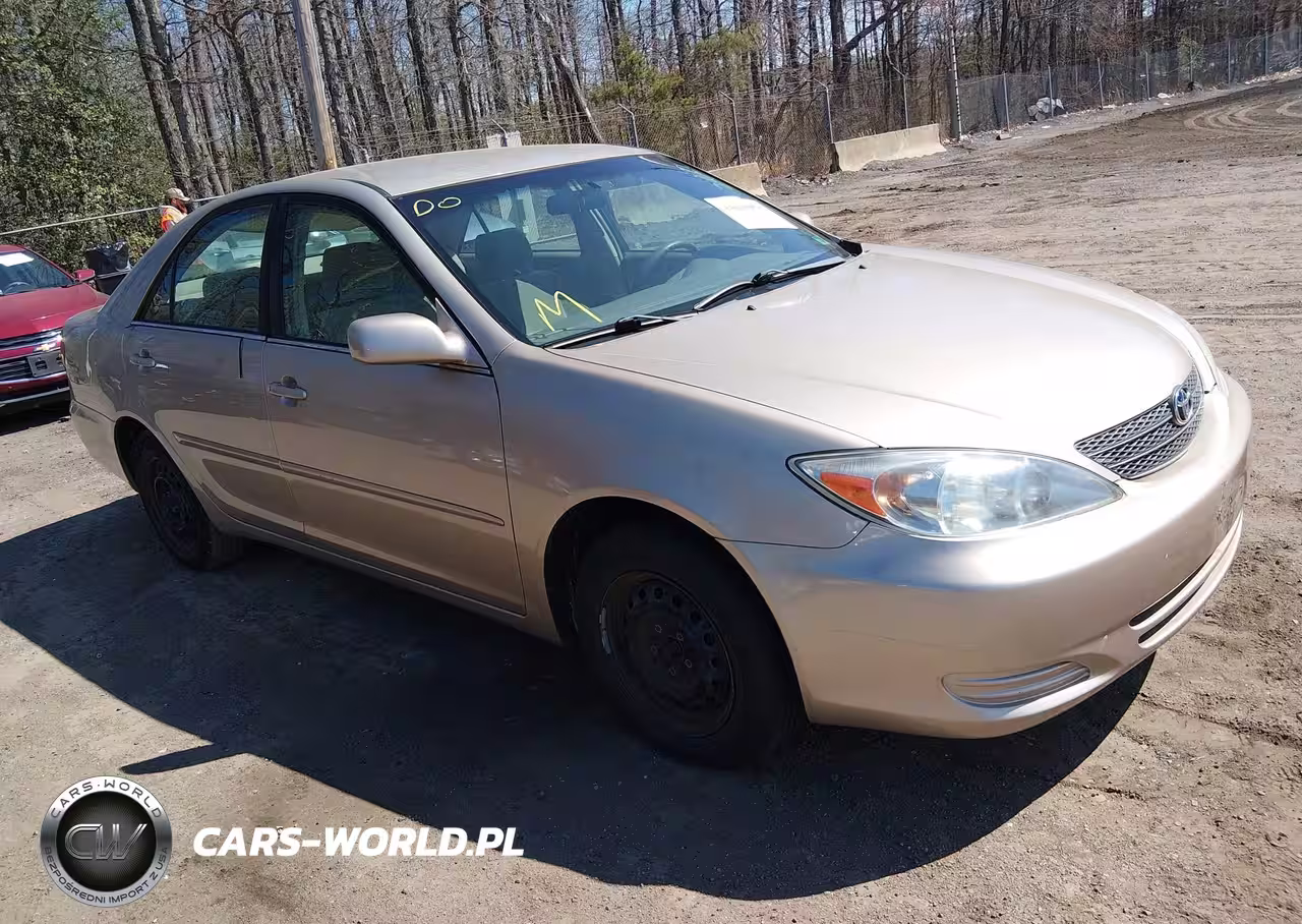 2004 Toyota Camry Le