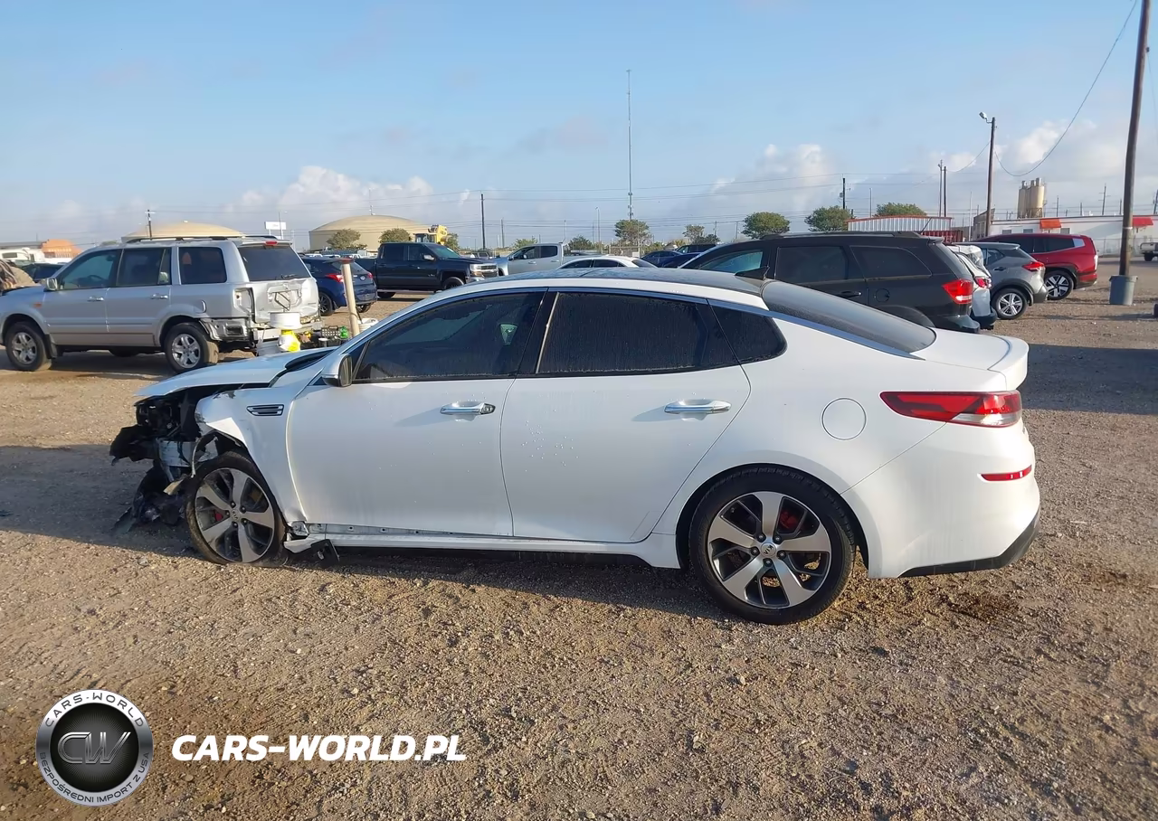 2019 Kia Optima S VIN:5XXGT4L39KG365670 - 14