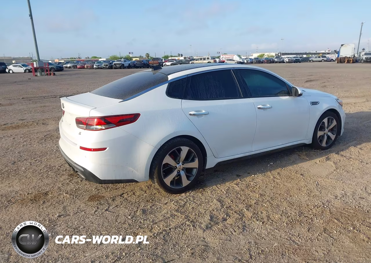 2019 Kia Optima S VIN:5XXGT4L39KG365670 - 4