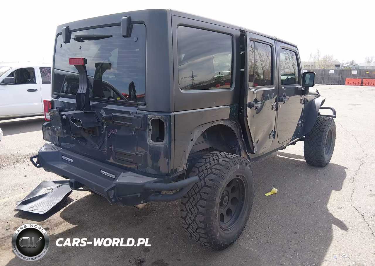 2016 Jeep Wrangler Unlimited Sport VIN:1C4BJWDG9GL191930 - 4