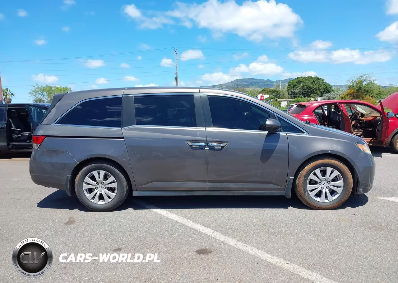 2017 Honda Odyssey Se VIN:5FNRL5H35HB001782 - 14