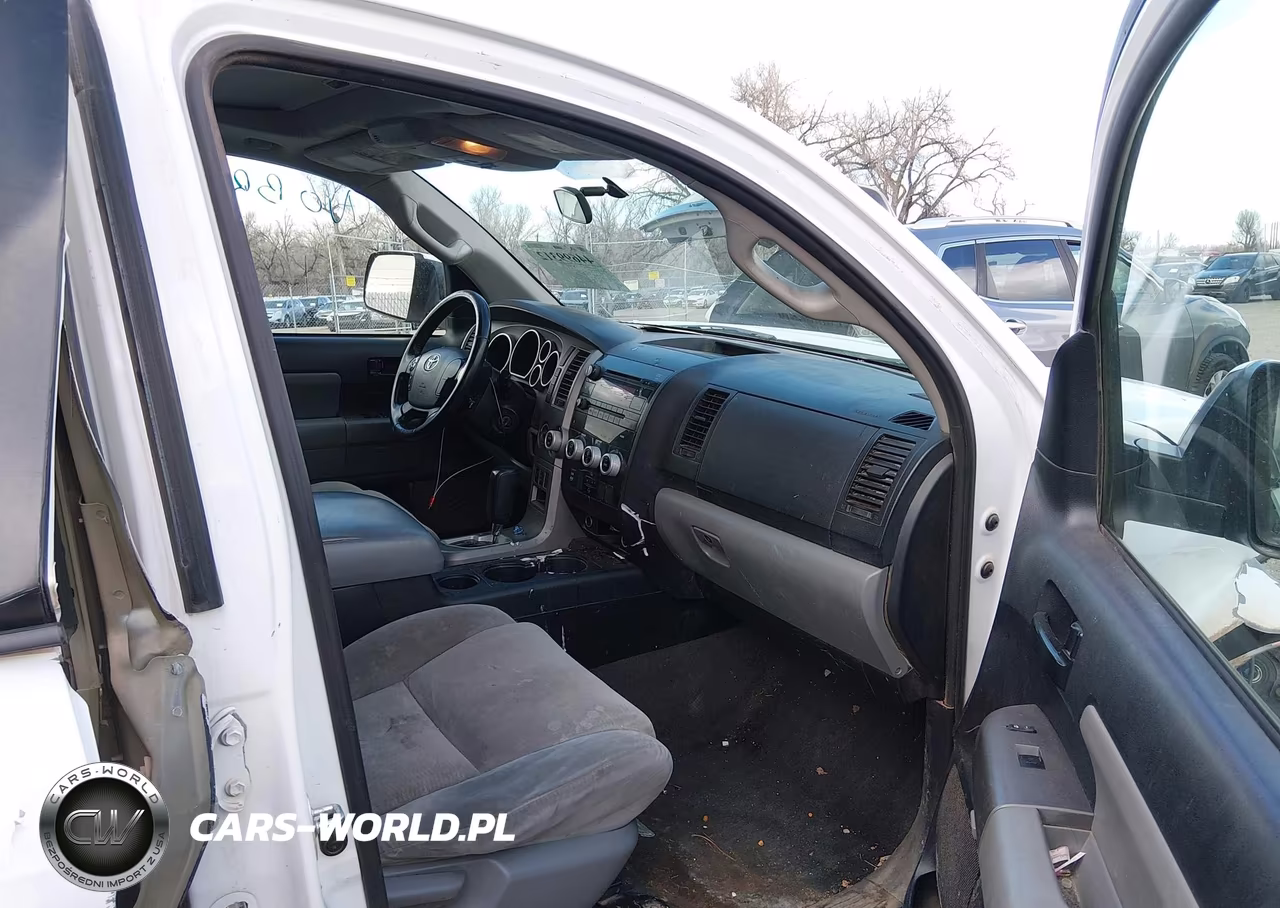 2012 Toyota Sequoia Sr5 5.7L V8 VIN:5TDBY5G14CS068123 - 5