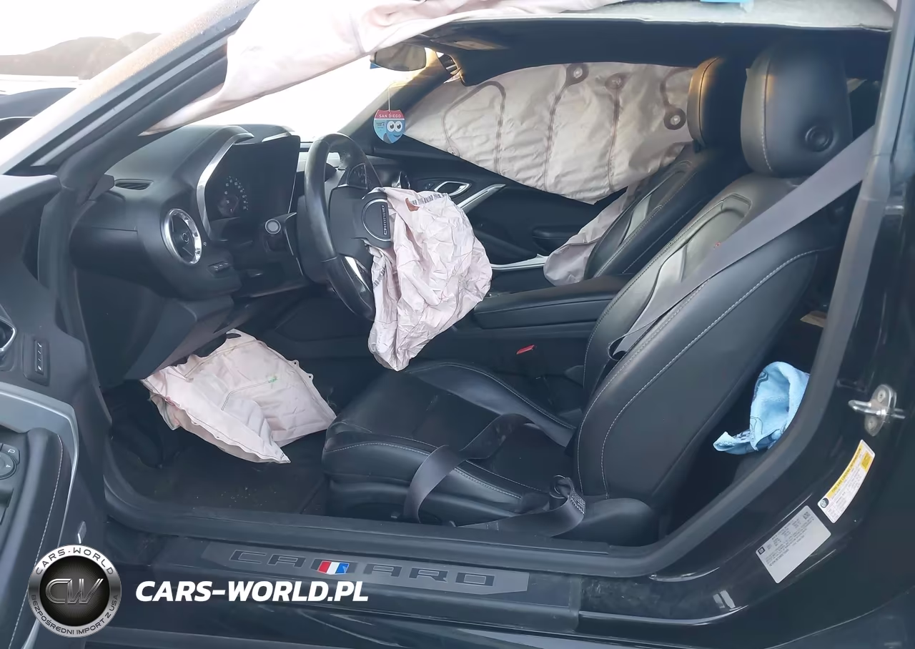 2017 Chevrolet Camaro 2Ss VIN:1G1FH1R72H0215845 - 5