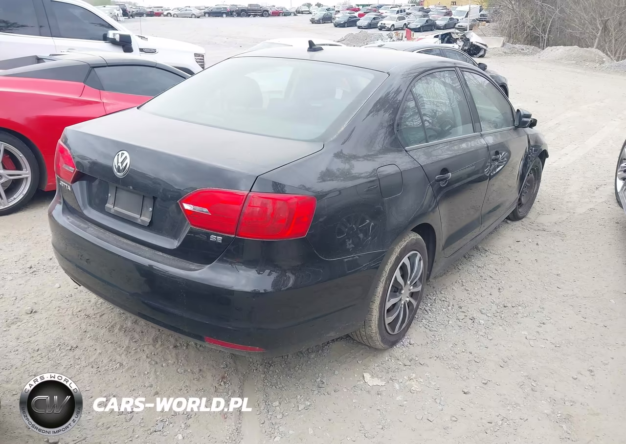 2014 Volkswagen Jetta 1.8T Se VIN:3VWD17AJ7EM364593 - 4
