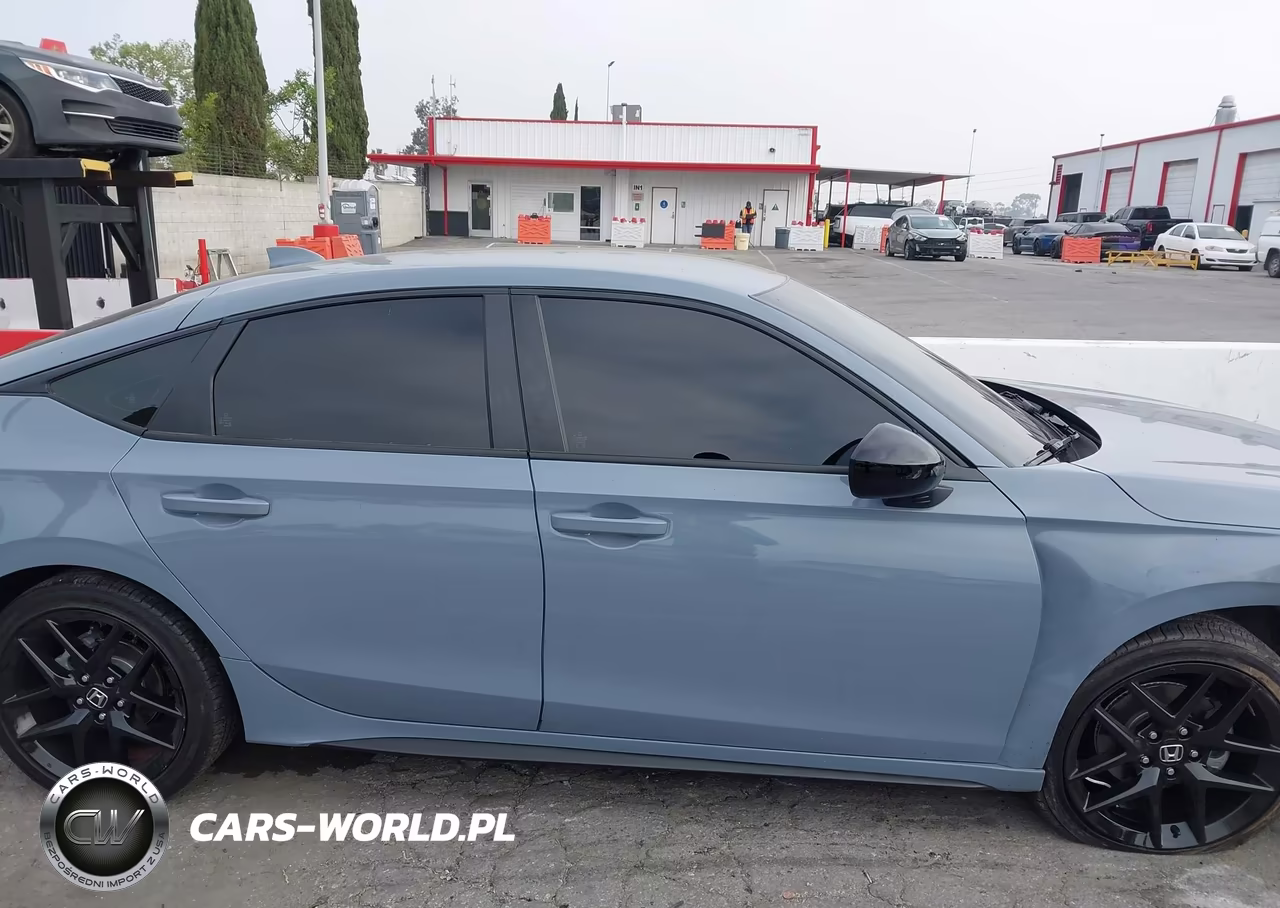 2024 Honda Civic Sport VIN:19XFL2G83RE040411 - 13