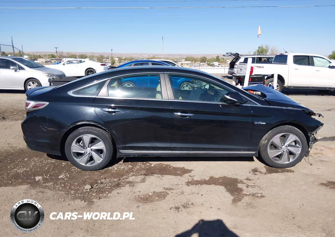 2017 Hyundai Sonata Hybrid Limited VIN:KMHE34L11HA055048 - 13