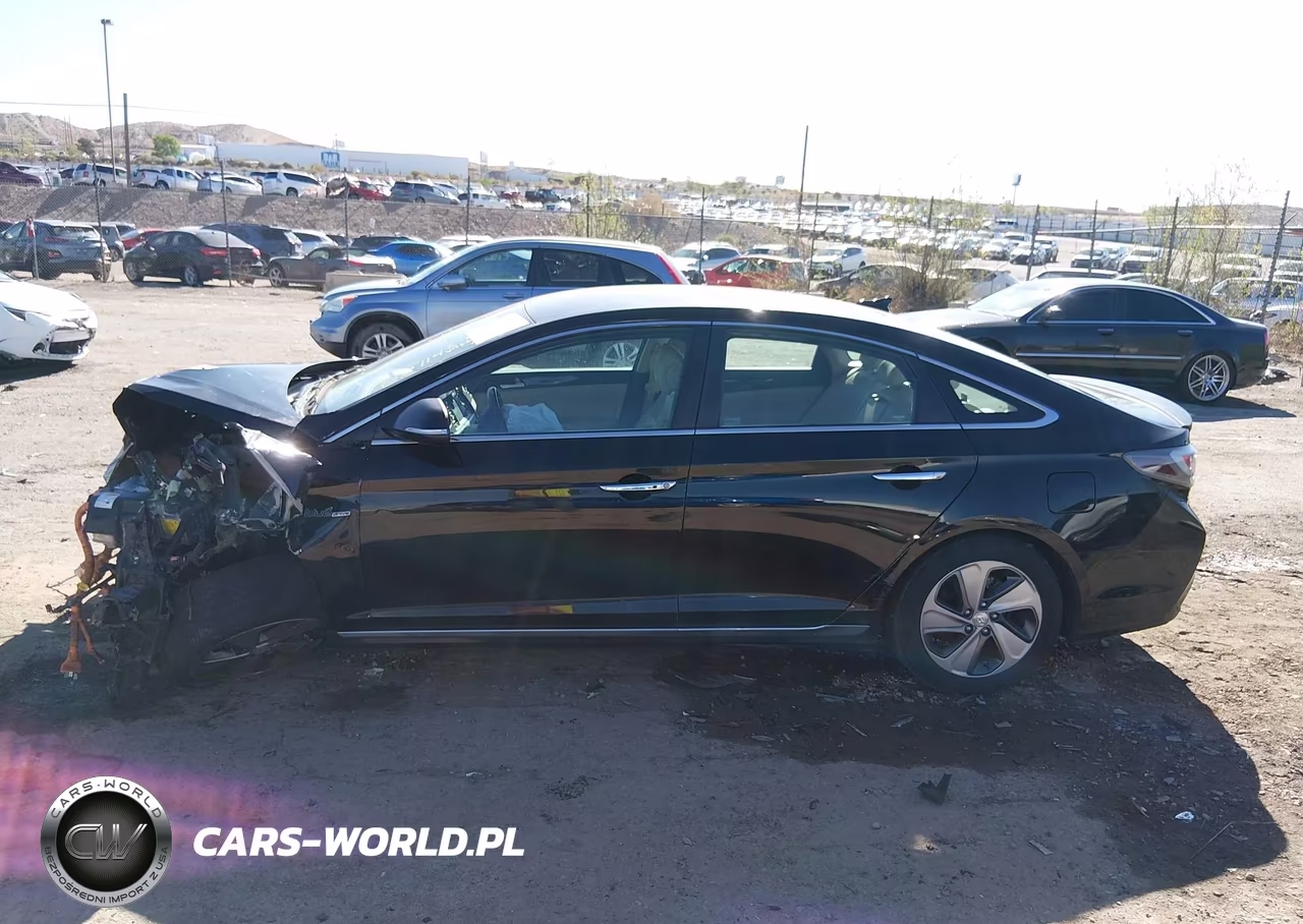 2017 Hyundai Sonata Hybrid Limited VIN:KMHE34L11HA055048 - 14