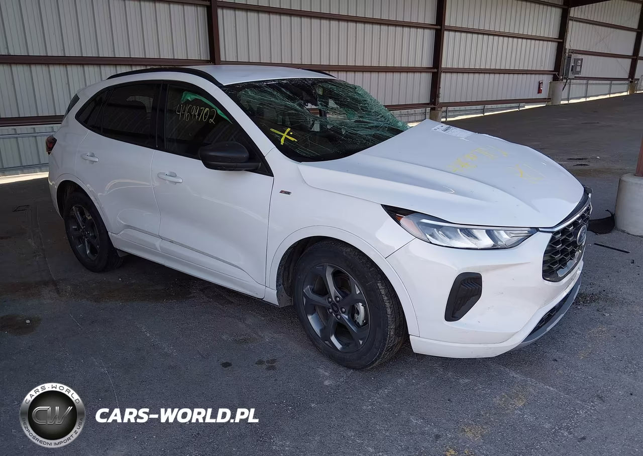 2023 Ford Escape St-Line