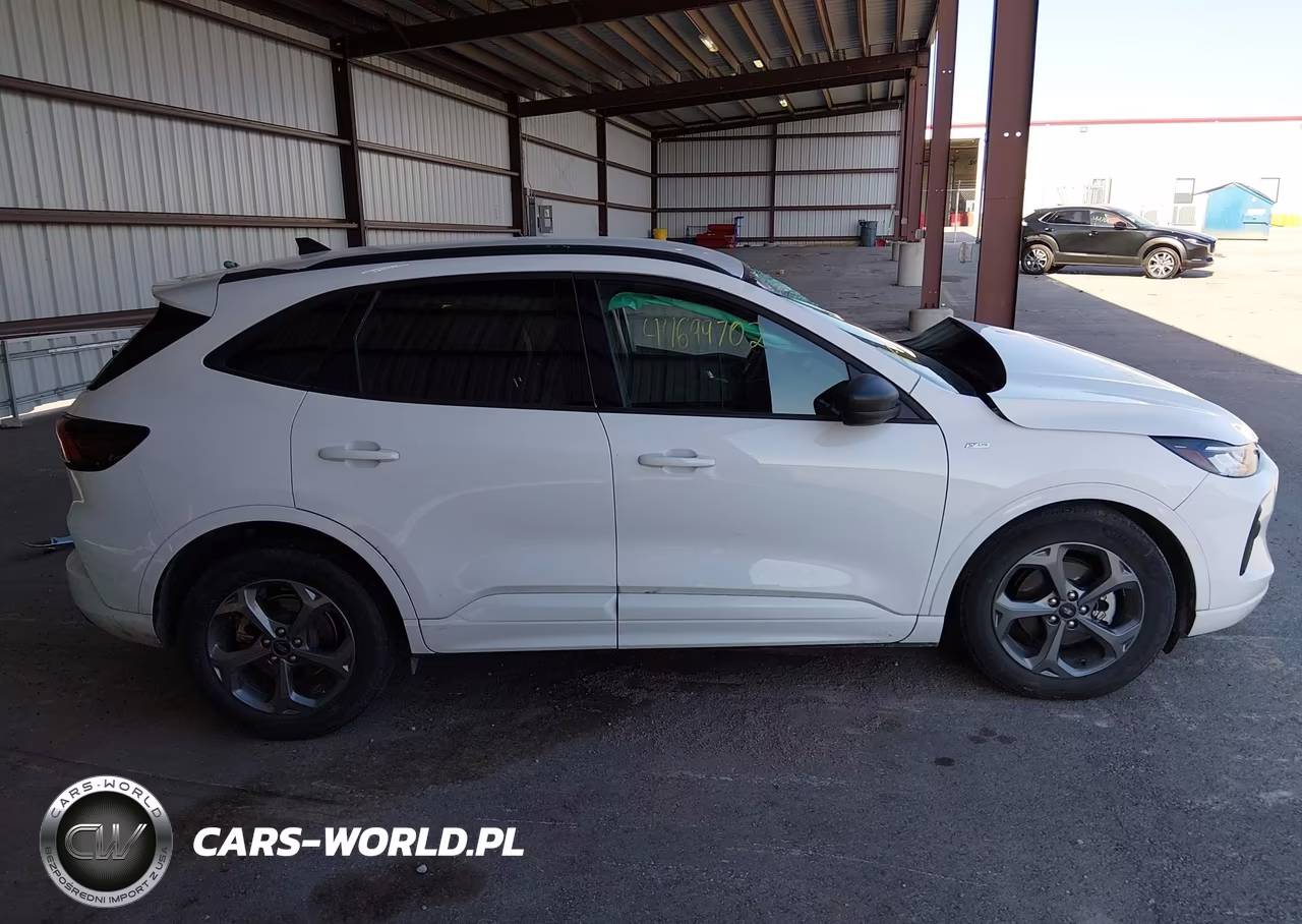 2023 Ford Escape St-Line VIN:1FMCU0MZ4PUB42036 - 14