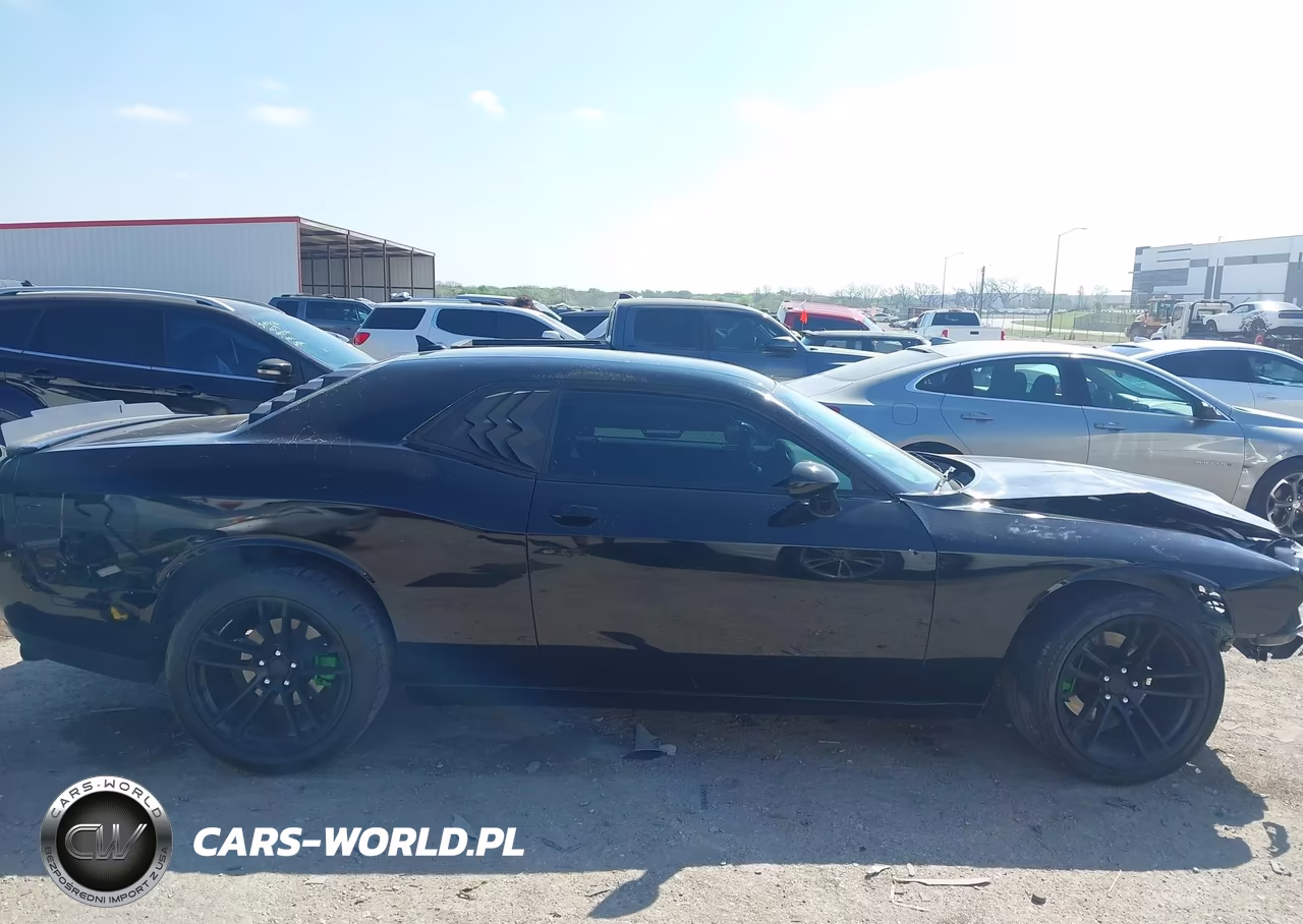 2015 Dodge Challenger R-T VIN:2C3CDZAT8FH758871 - 13