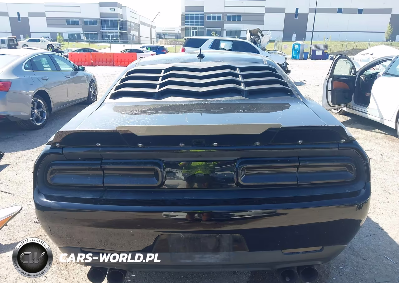 2015 Dodge Challenger R-T VIN:2C3CDZAT8FH758871 - 16