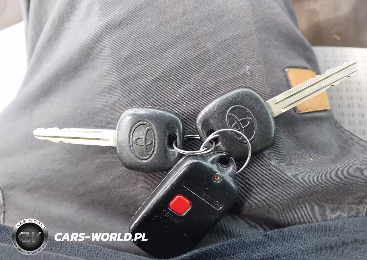 2007 Toyota Corolla Ce VIN:1NXBR30E47Z867220 - 11