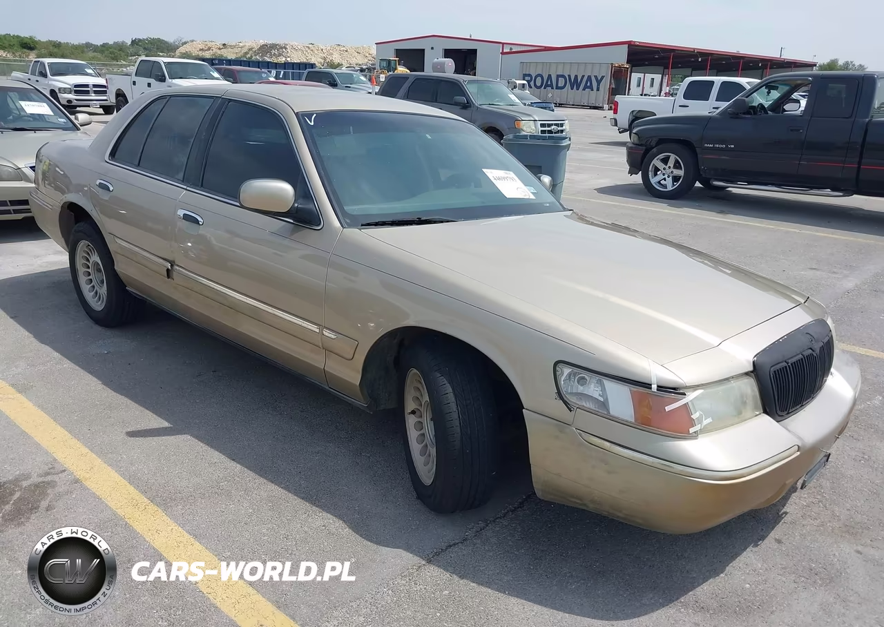 2000 Mercury Grand Marquis Gs