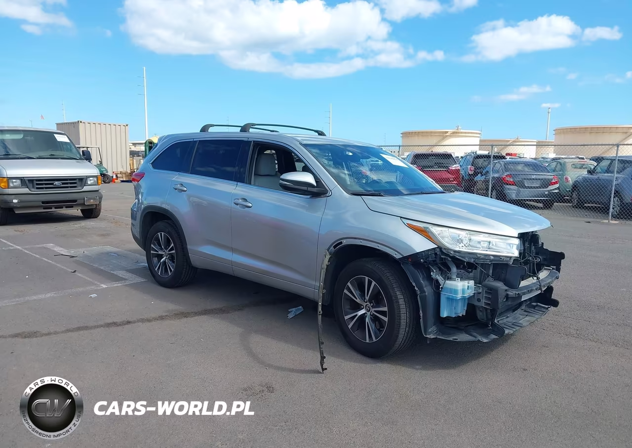 2017 Toyota Highlander Le