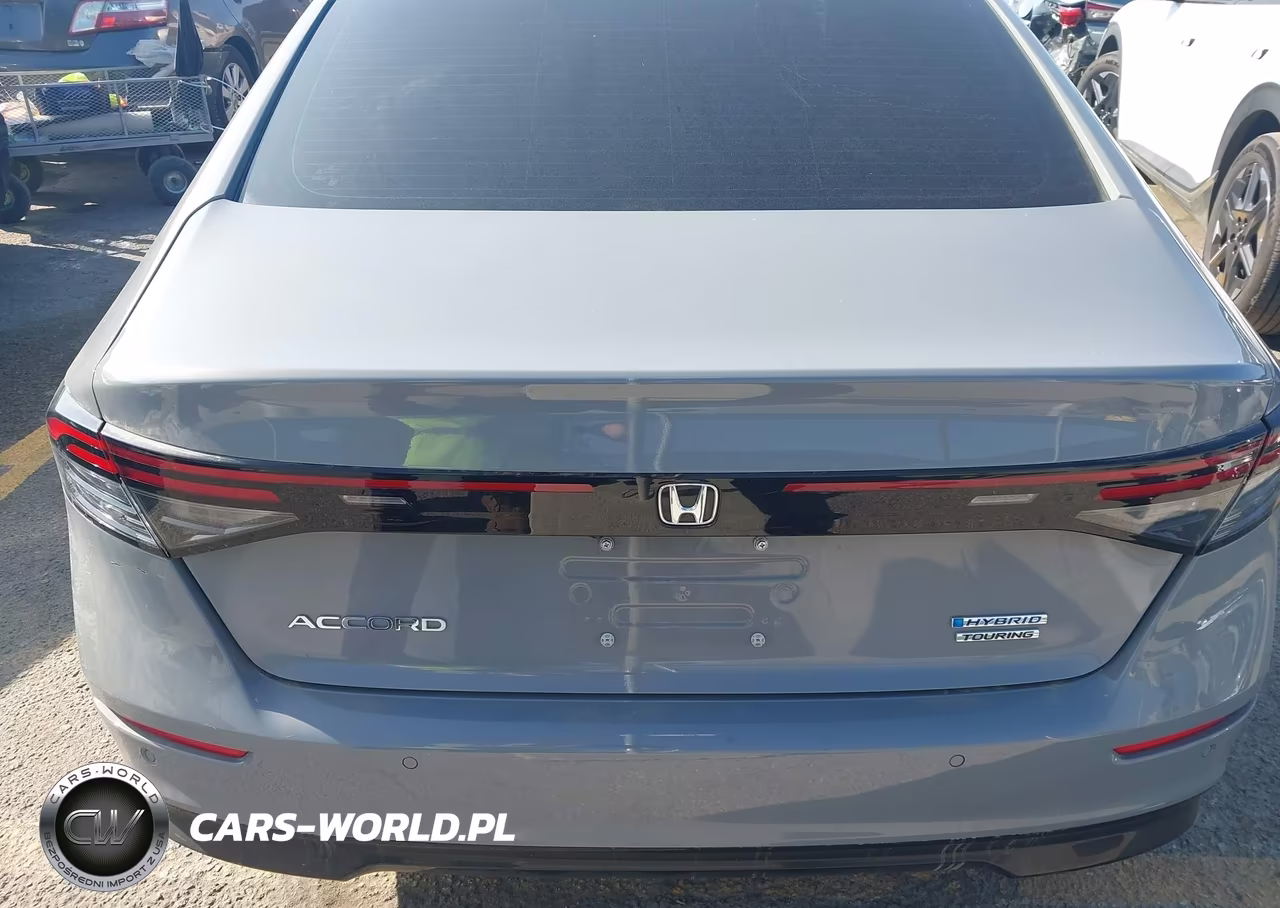 2024 Honda Accord Hybrid Touring VIN:1HGCY2F8XRA013572 - 17