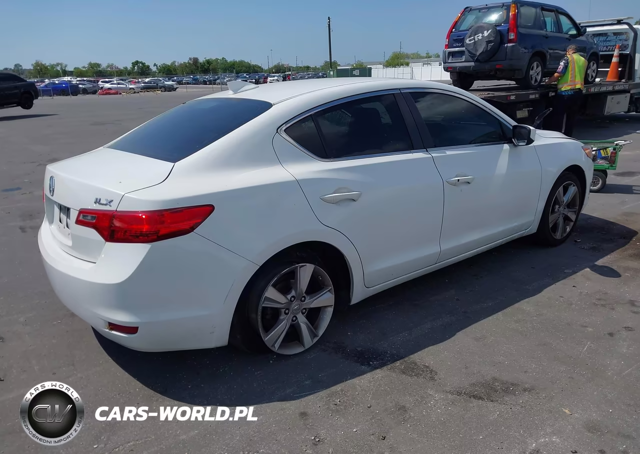 2013 Acura Ilx 2.0L VIN:19VDE1F51DE014409 - 4