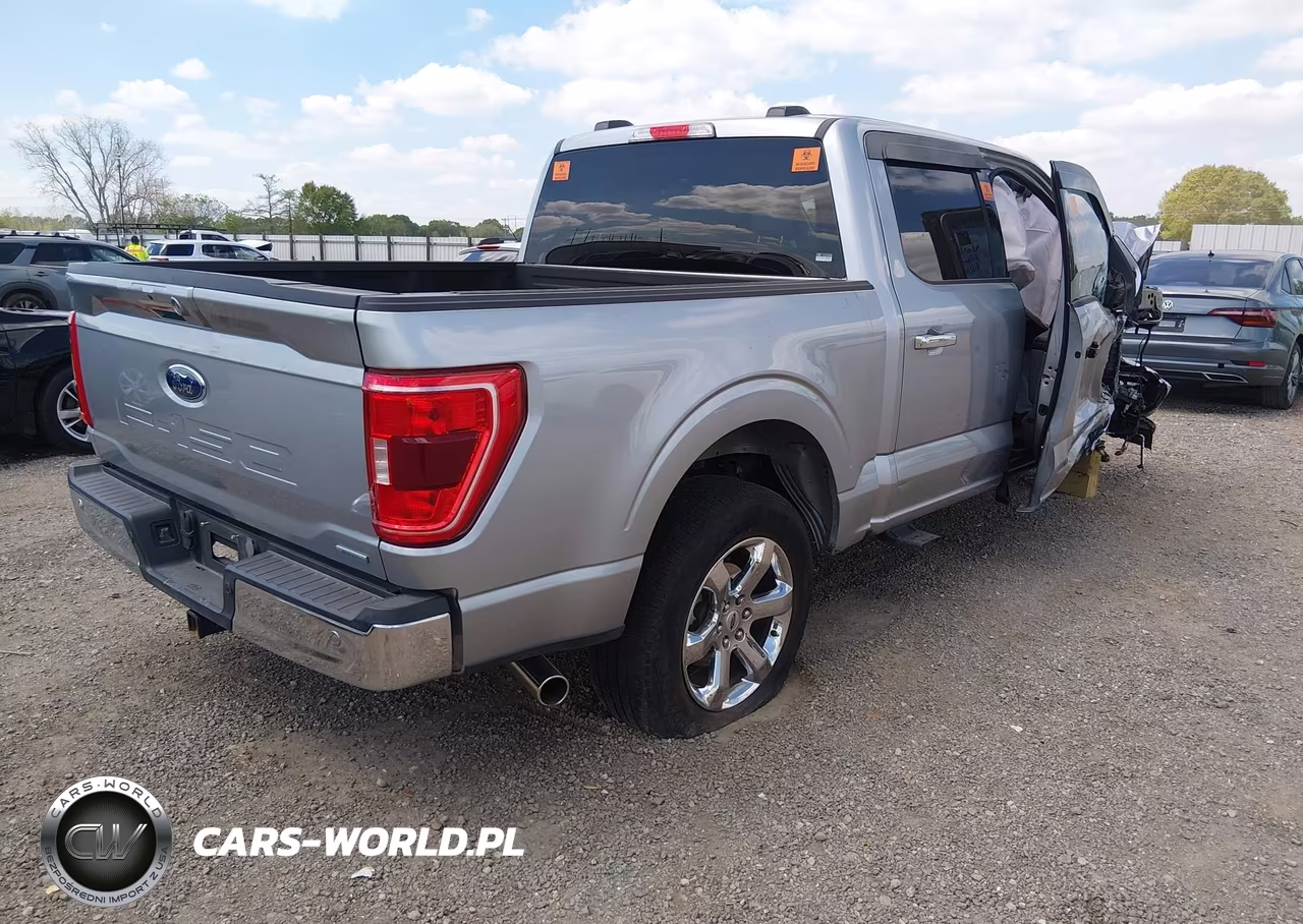 2023 Ford F-150 Xlt VIN:1FTEW1CP8PFD33637 - 4