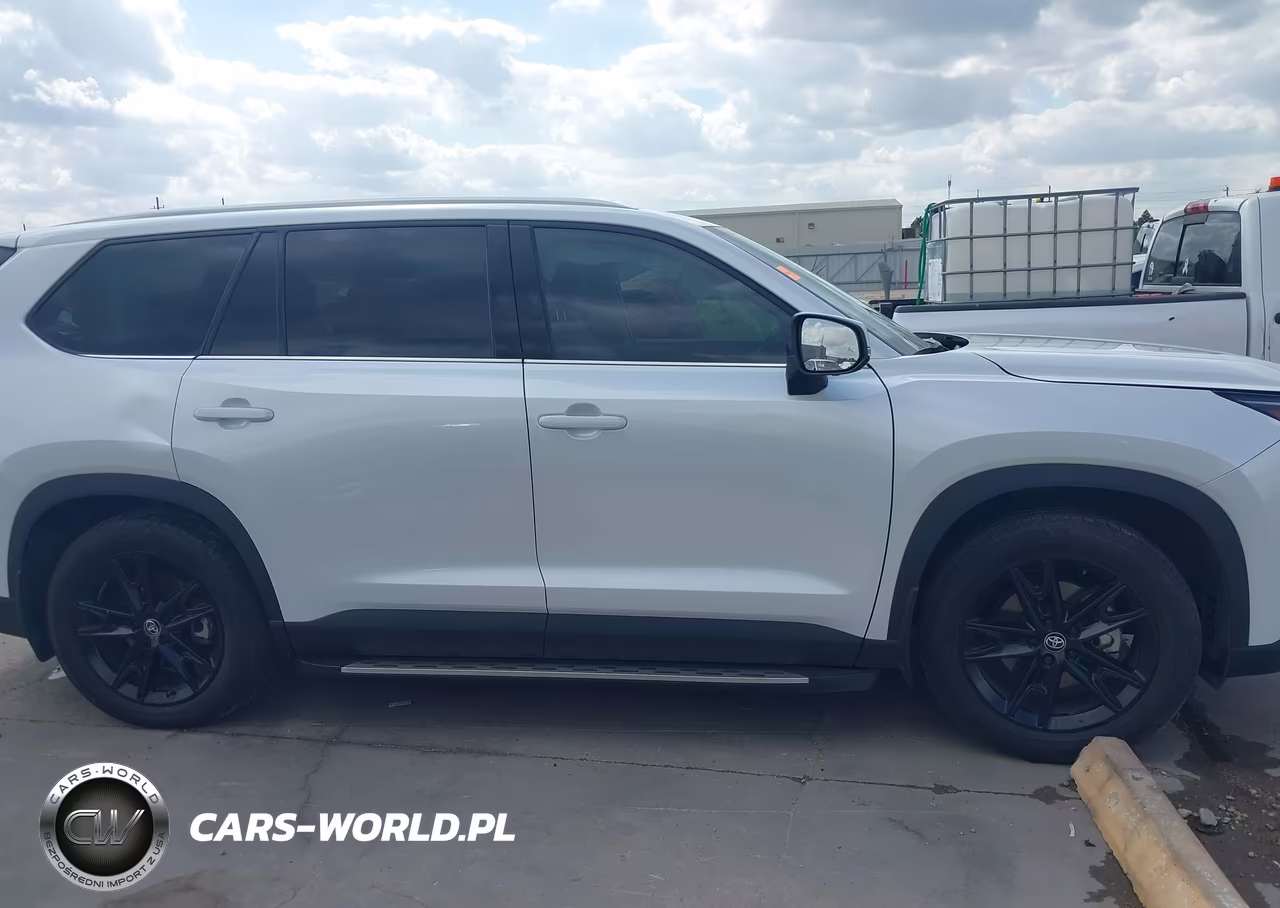 2025 Toyota Grand Highlander Limited VIN:5TDAAAA55SS033089 - 14