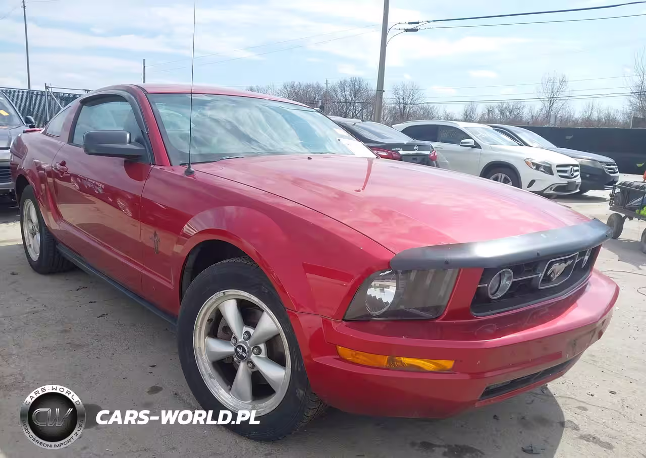 2007 Ford Mustang V6 Deluxe-V6 Premium