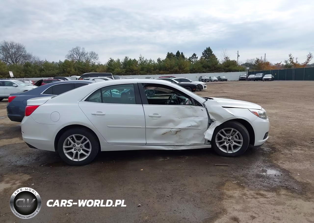 2015 Chevrolet Malibu 1Lt VIN:1G11C5SL1FU119931 - 13