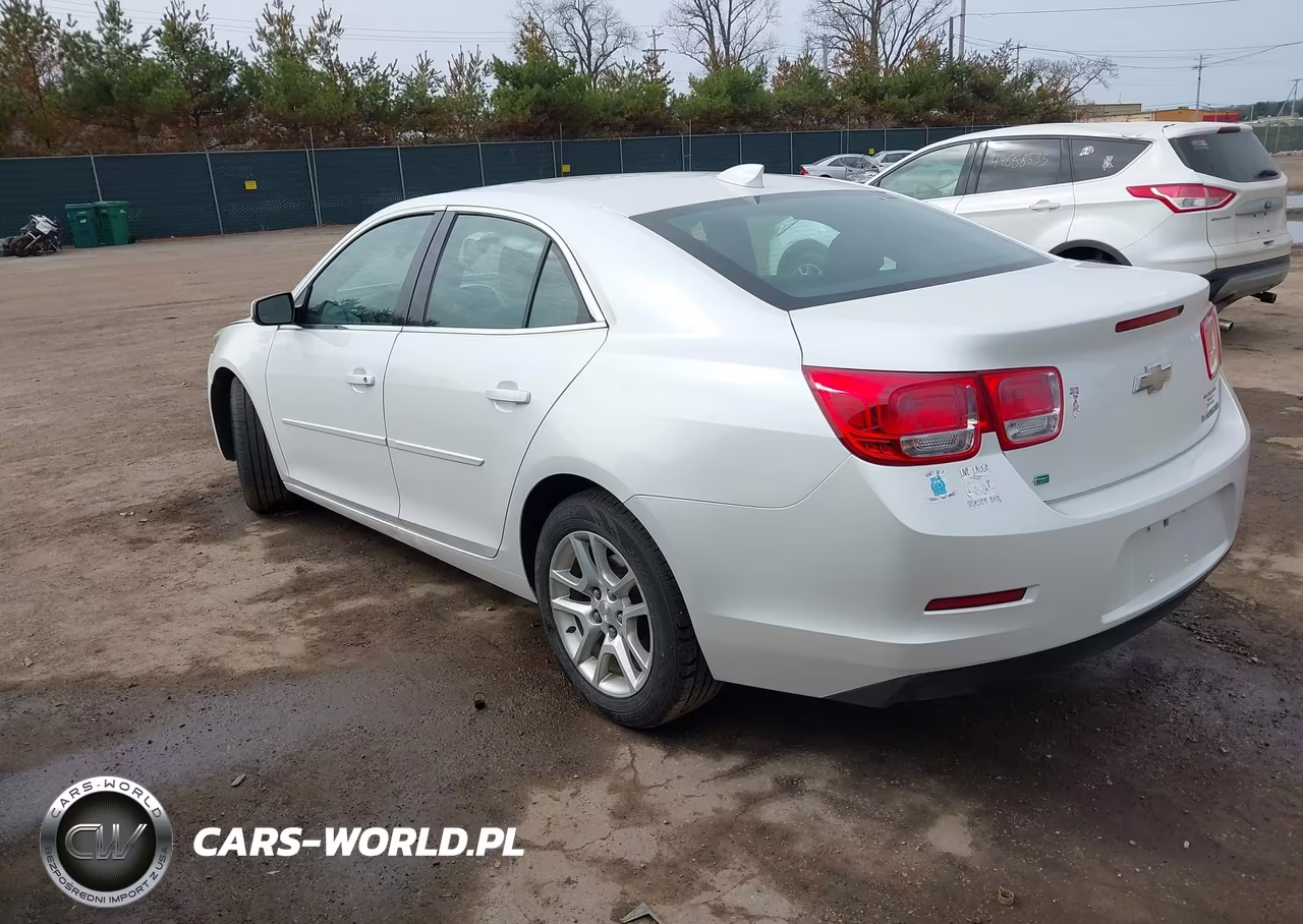 2015 Chevrolet Malibu 1Lt VIN:1G11C5SL1FU119931 - 3