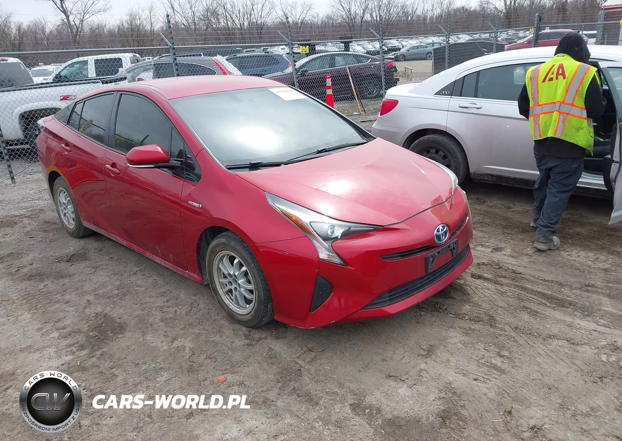2016 Toyota Prius Three