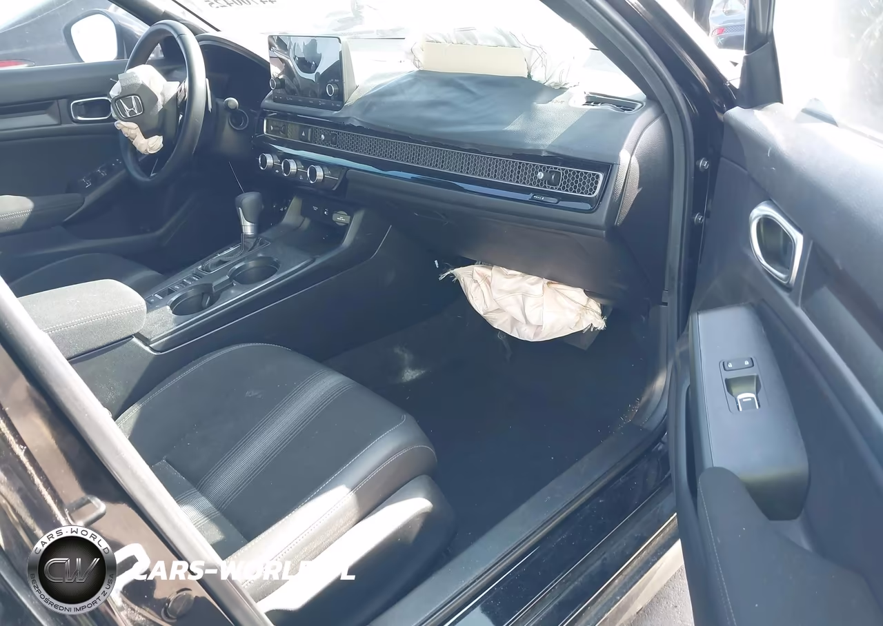 2025 Honda Civic Sport VIN:2HGFE2F57SH529147 - 5