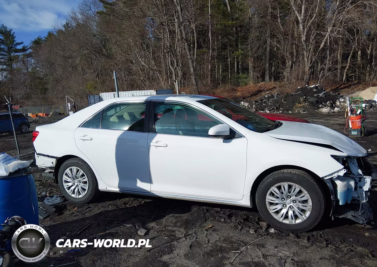 2012 Toyota Camry Le VIN:4T4BF1FK2CR211575 - 14